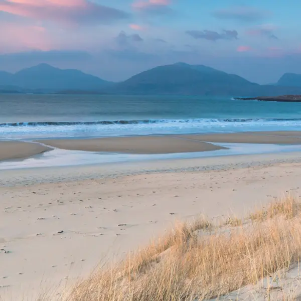 A Guide to the Outer Hebrides: The Sandy Isles