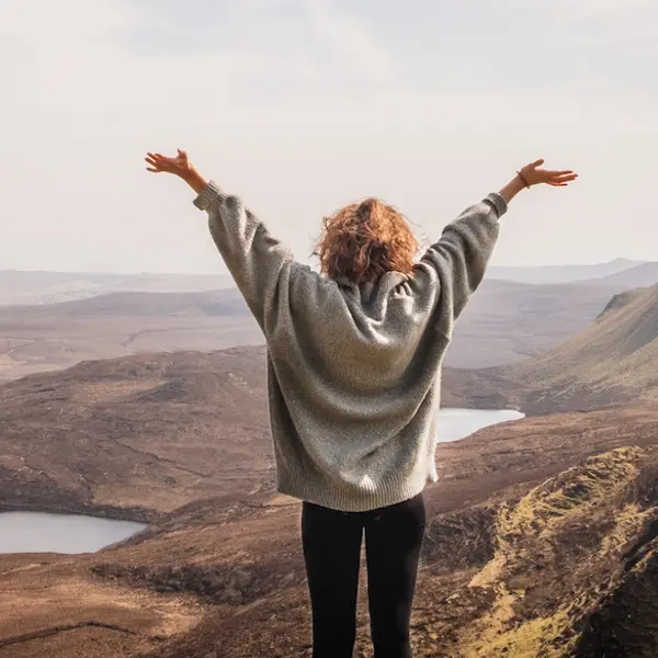 Ultimate Guide to Solo Travel: 6 Ways to Love Travelling Alone