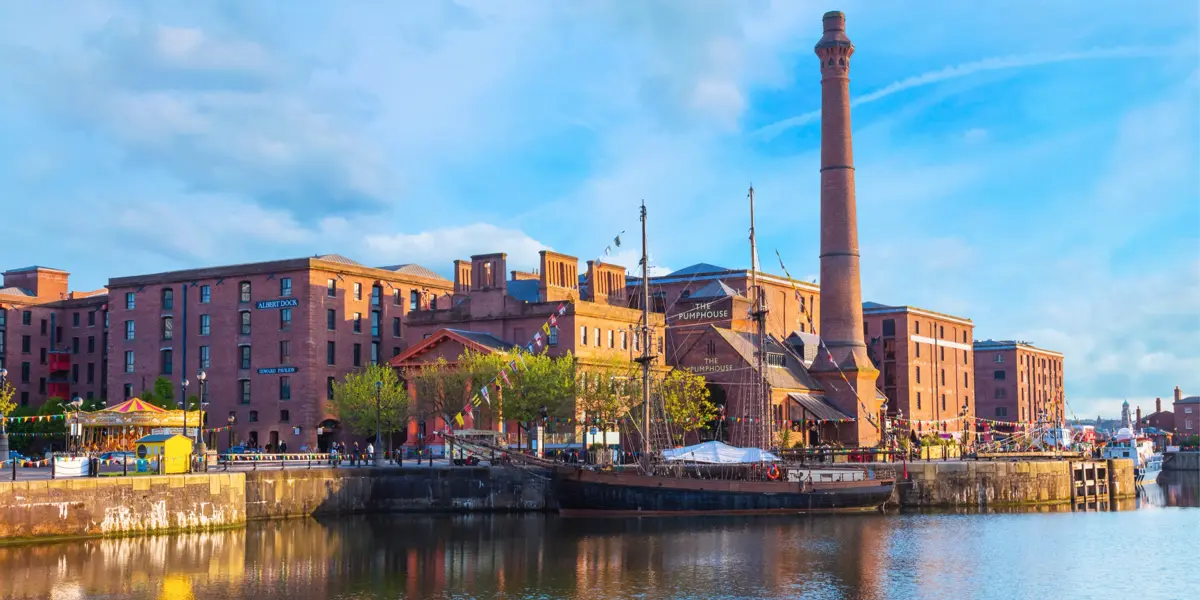 Liverpool Legends: The Beatles, Docks & Football Stadiums