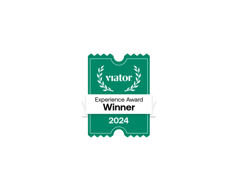 Viator Experience Award 2024 Winner badge for Rabbie's Tours, showcasing excellence in small group tours in the UK.