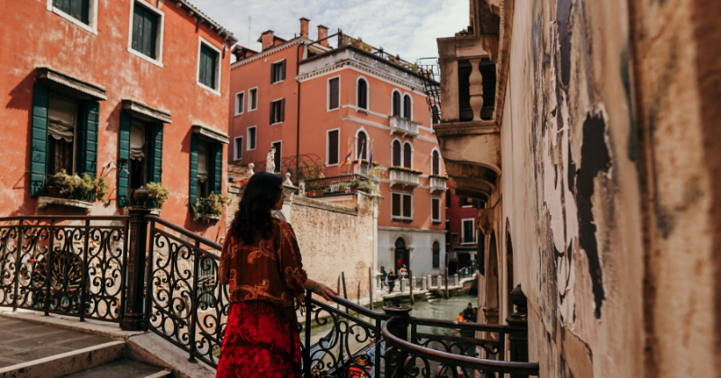 venice bridge