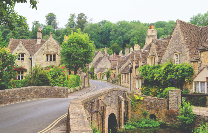 Stonehenge Castle Combe tour