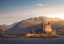 Best Castles to Visit in the UK and Ireland This Autumn